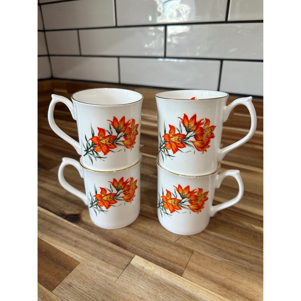 4 Vtg Pairie Lily Mugs - JKS Elizabethan Fine Bone China  Emblem of Saskatchewan